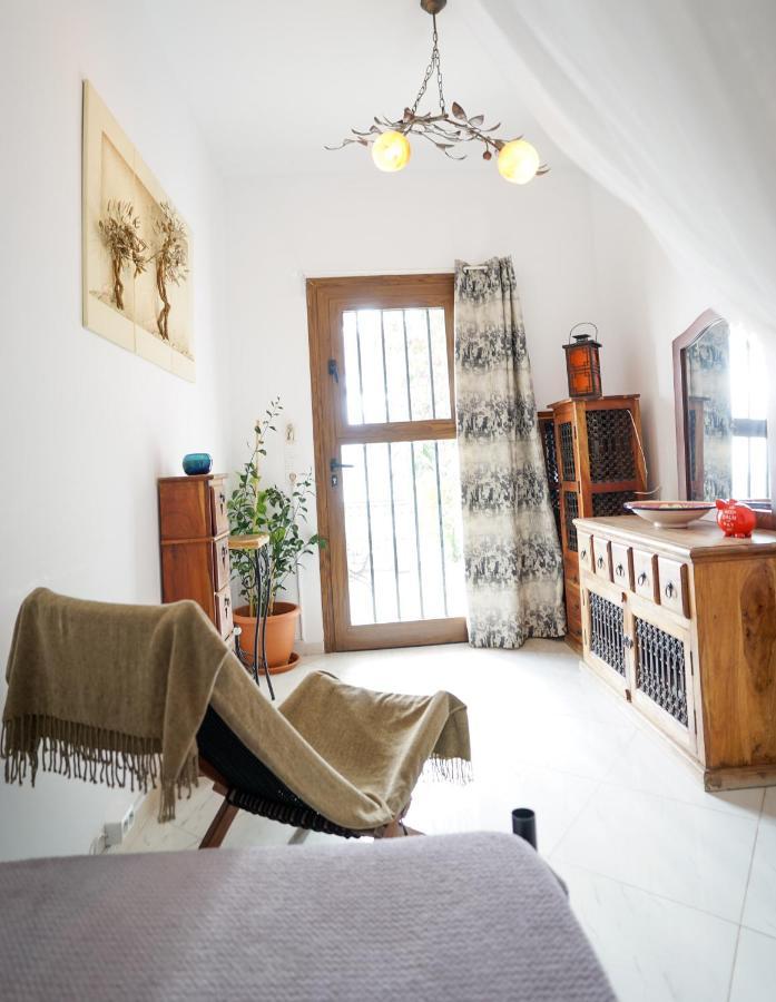 Fira Central Apartments With Veranda Dış mekan fotoğraf